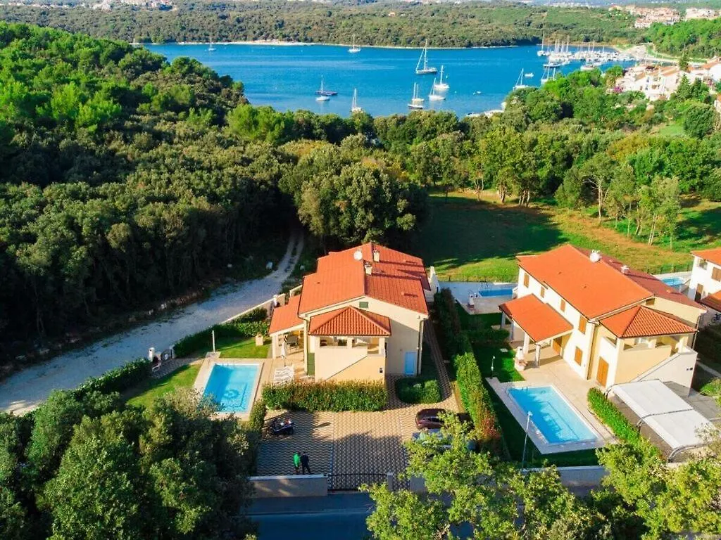 Lorena Comfortable Holiday Residence Banjole