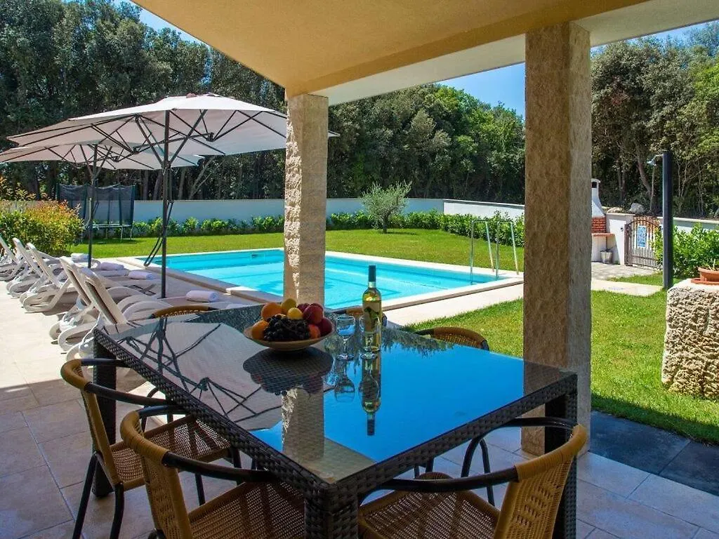 Holiday home Lorena Comfortable Holiday Residence Banjole